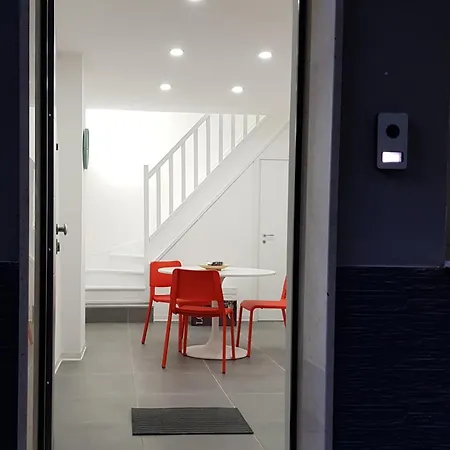 Aduepassi Apartment
